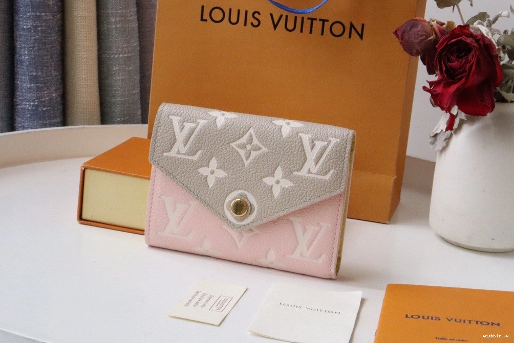 WIS VICTORINE Vuitton Louis Wallet 0819